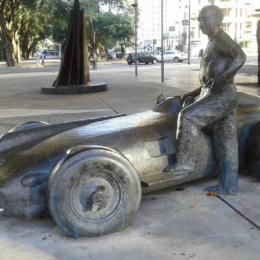 Monumento a Fangio