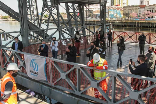 La Boca y la Isla Maciel vuelven a estar unidas por el puente de Quinquela Martín